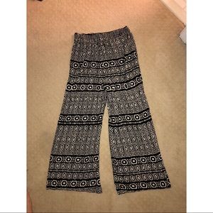 Patterned “palazzo” pants